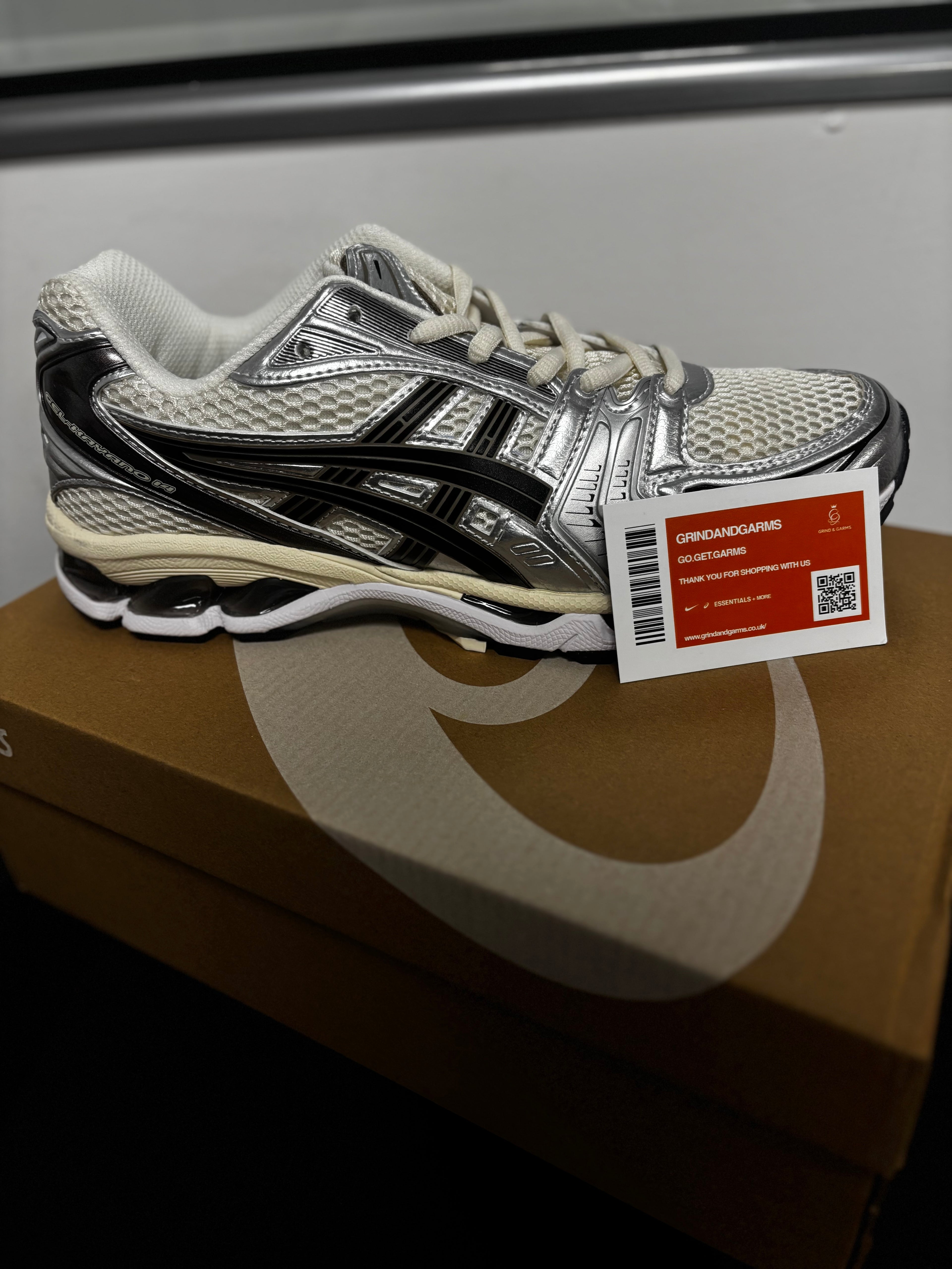 ASICS gel kayano 14 White/Black