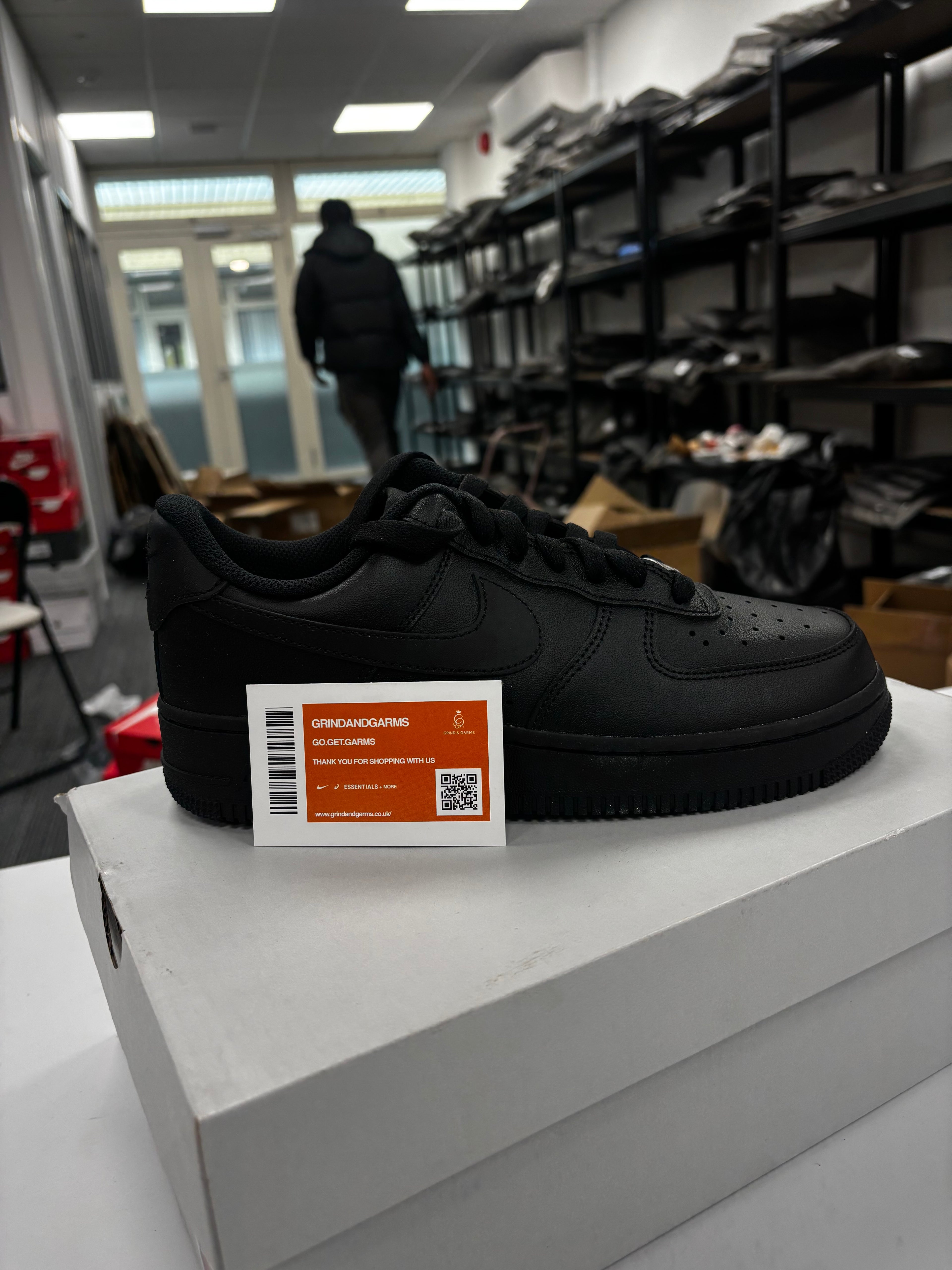 AF1 Black