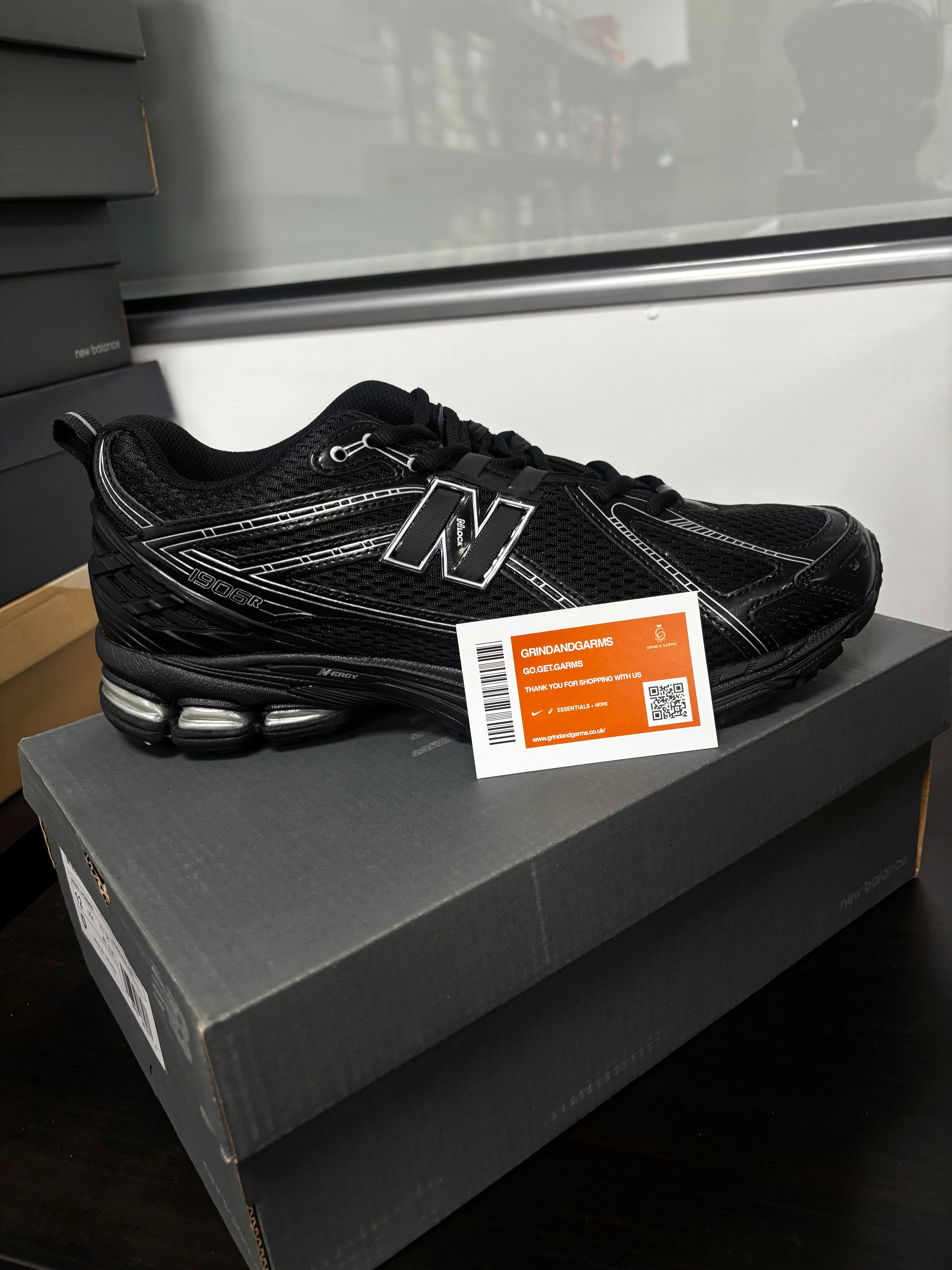 New Balance 1906r Black/Silver