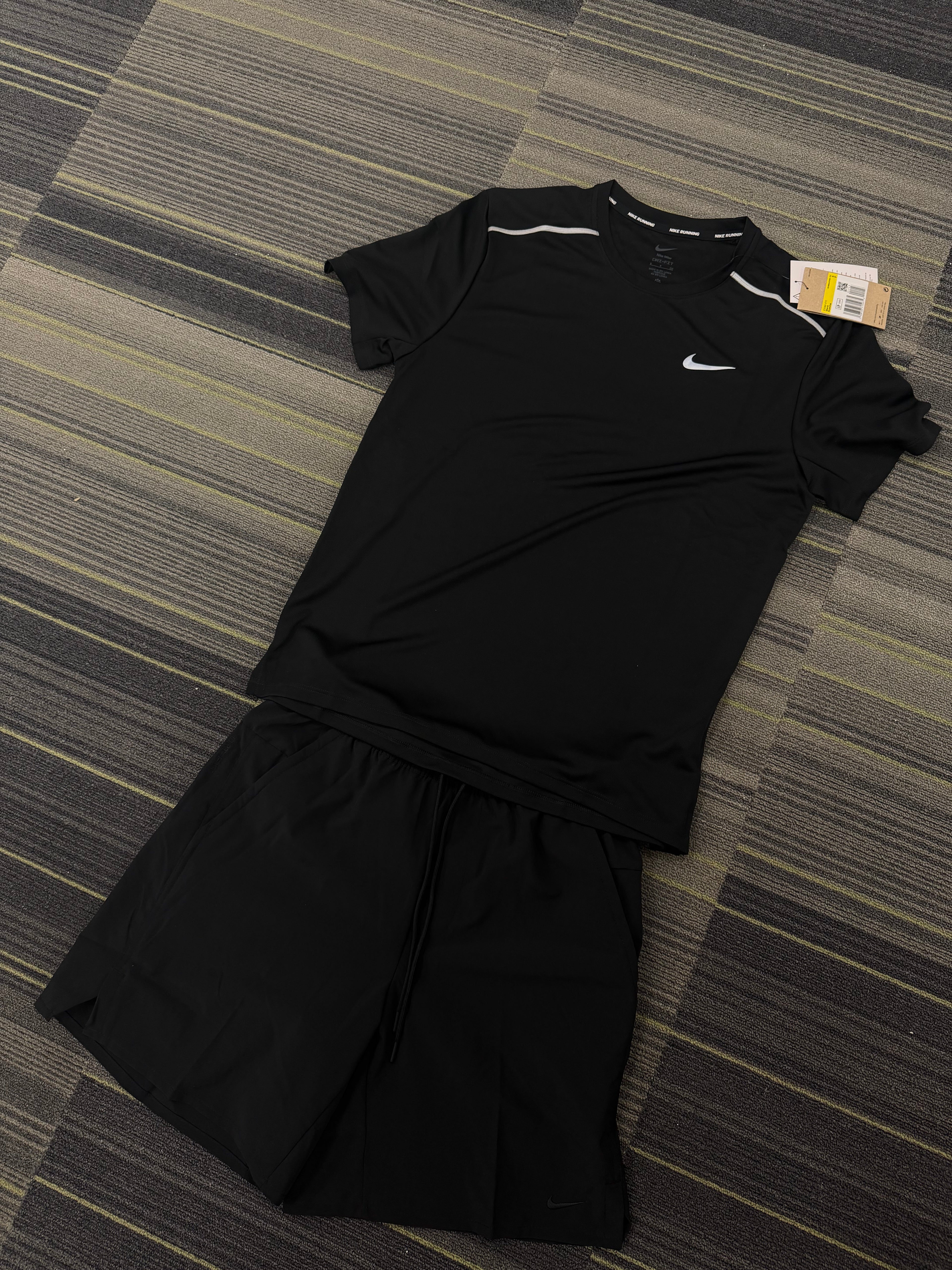 Nike miler challenger short set - Black