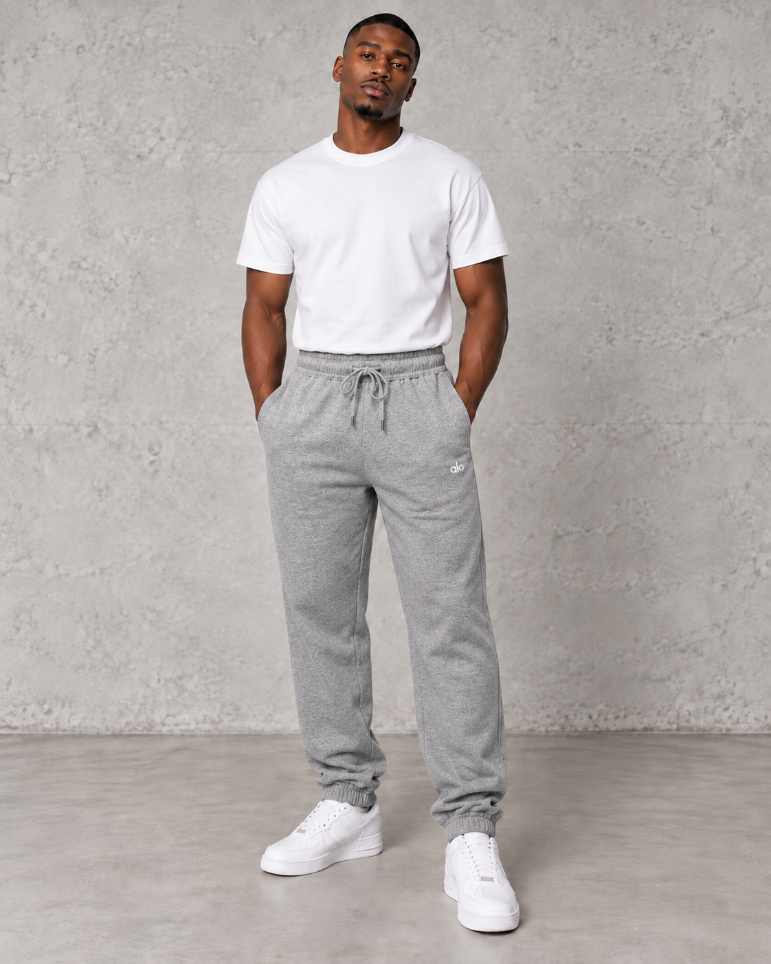 Alo Yoga grey Accolade cuffed joggers – Grind & Garms model